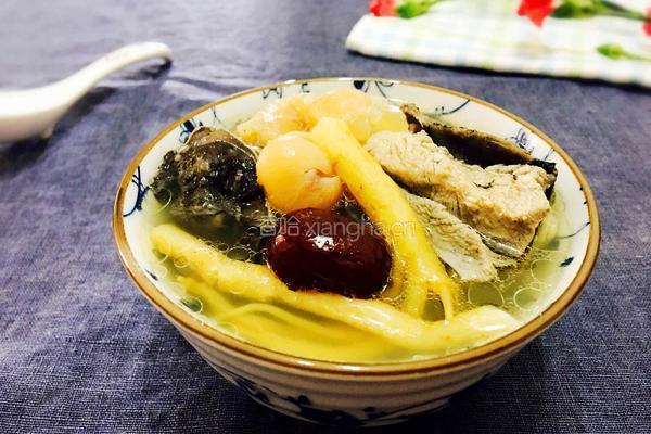 补气血乌鸡汤的做法图解9