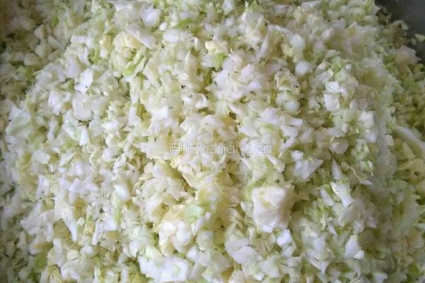 大头菜包子的做法图解1
