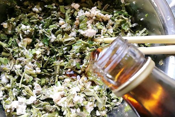 香椿拌豆腐的做法图解7