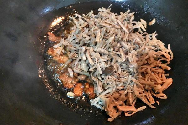 干扁豆丝炒肉的做法图解4