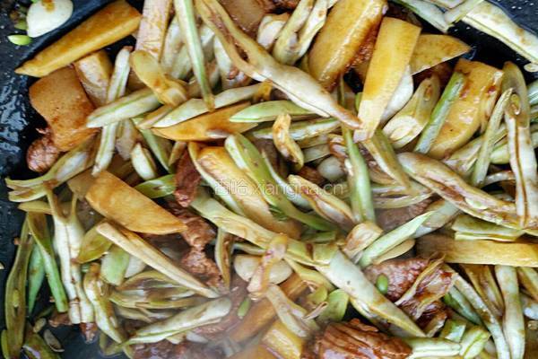 酱肉焖面的做法图解8