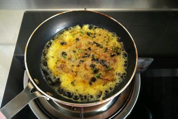 肉松海苔煎蛋的做法图解4