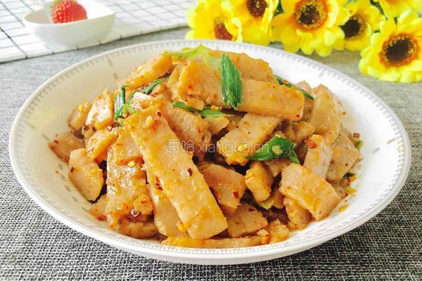 蒜苗炒粘山药豆腐的做法图解11