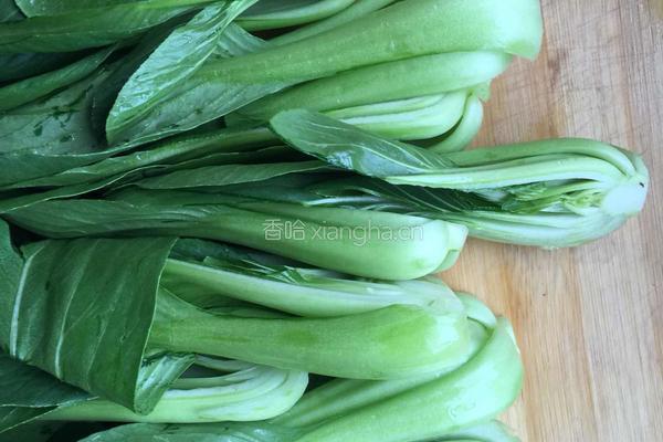 酱烧香菇油菜的做法图解1