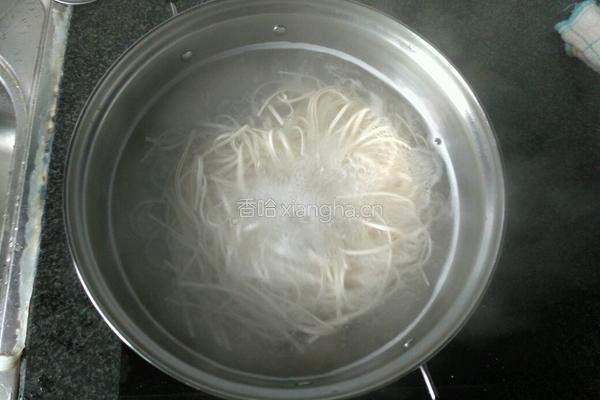 蜜汁炸酱面的做法图解12