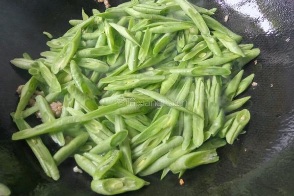 肉末炒四季豆的做法图解6