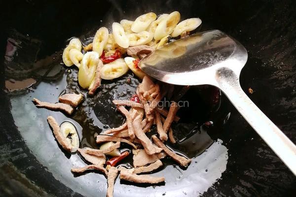 干煸豆角的做法图解5