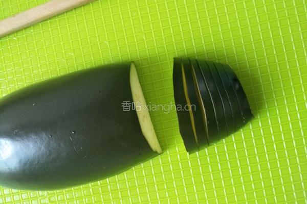 浇汁灯笼茄子的做法图解4
