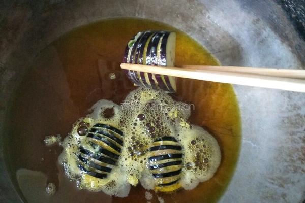 浇汁灯笼茄子的做法图解8