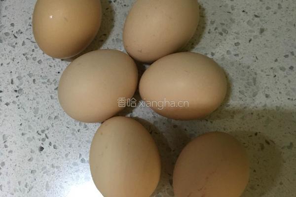 糖醋荷包蛋的做法图解1