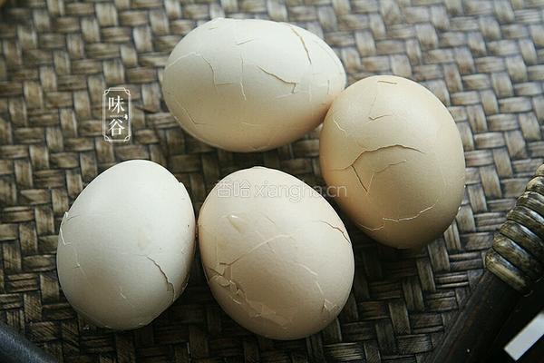 五香茶叶蛋的做法图解3