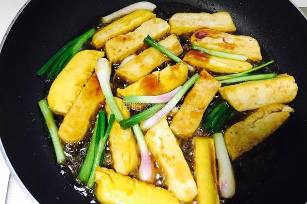 普宁葱香豆腐的做法图解7