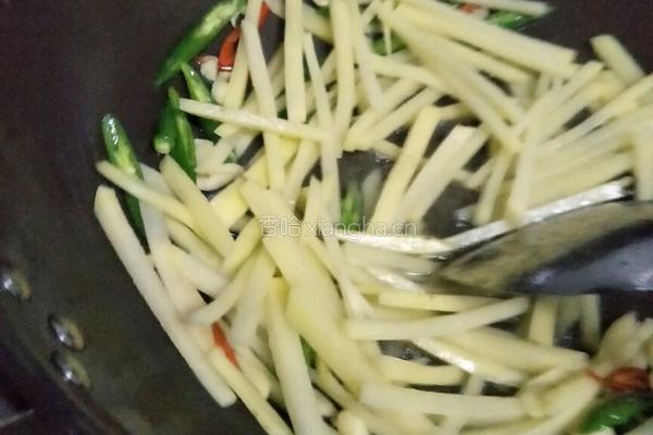 青椒土豆的做法图解4