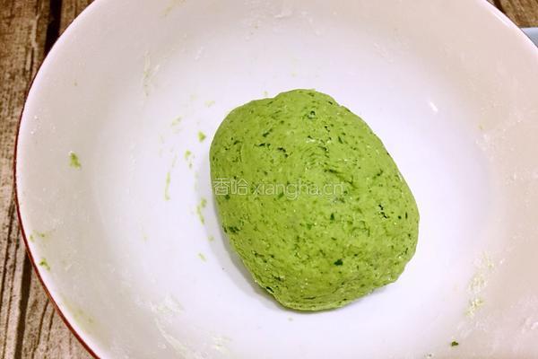 翡翠牛肉生煎包的做法图解3