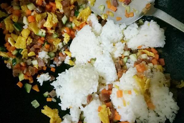 小草帽蛋炒饭的做法图解7