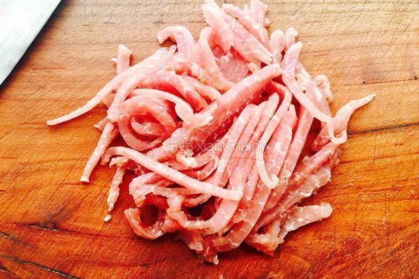 黄瓜肉丝汤的做法图解3