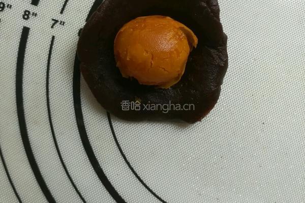 广式蛋黄月饼的做法图解5