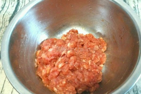 芹菜猪肉馅的做法图解3