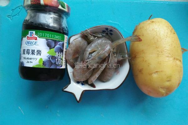 土豆泥虾球的做法图解2