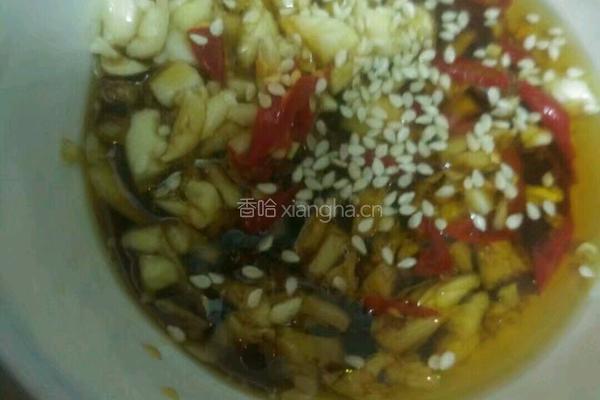 凉拌皮蛋的做法图解2