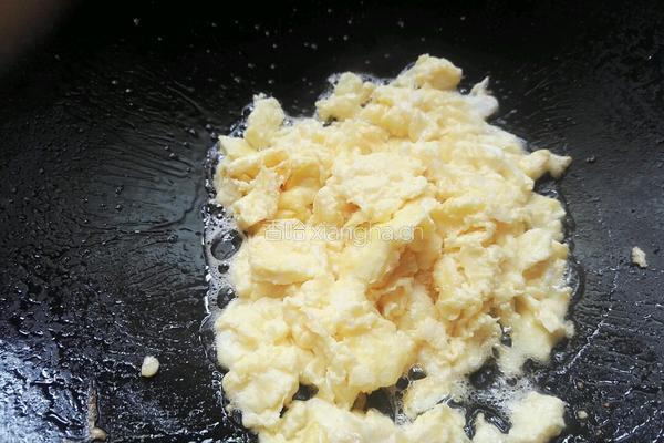 肉末西红柿炒鸡蛋的做法图解5