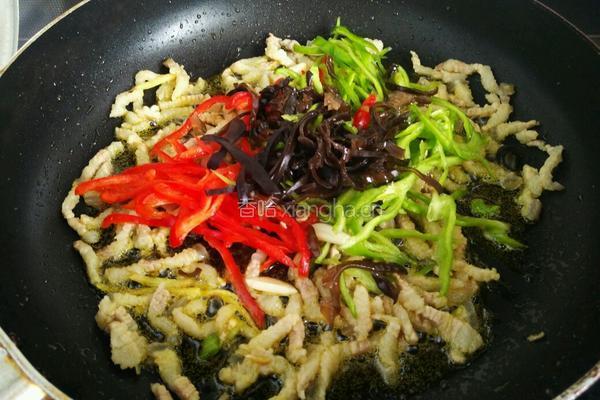 肉丝炒双菇的做法图解4