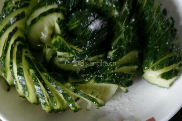 蓑衣黄瓜的做法图解5