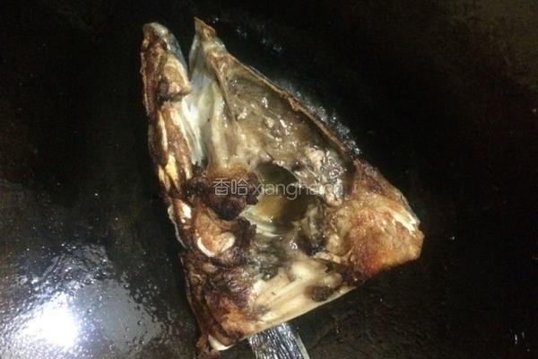 番茄豆腐鱼头汤的做法图解2