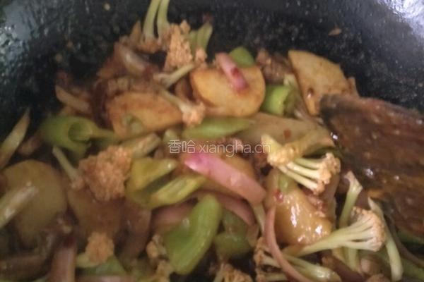 超级下饭的麻辣干锅的做法图解5