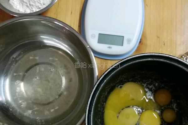 酸奶蛋糕的做法图解1