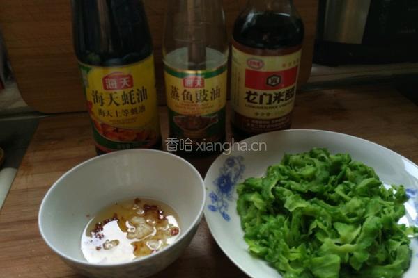 凉拌苦瓜的做法图解4