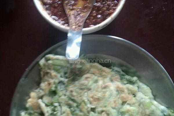 小芹菜软面汁油饼的做法图解6