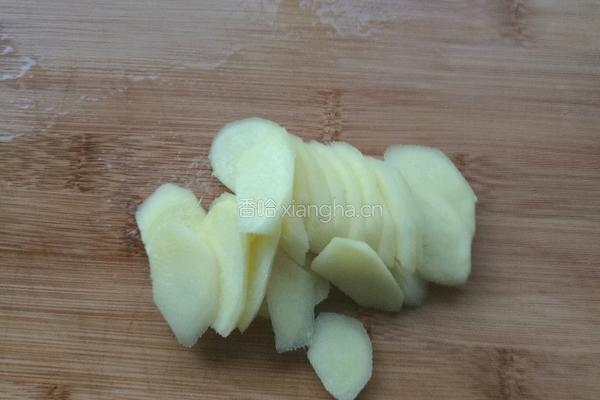 大蒜头烧段鳝的做法图解4