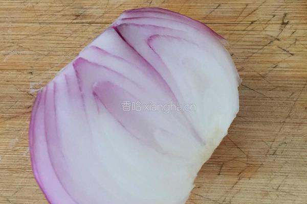洋葱炒牛肉丝的做法图解1