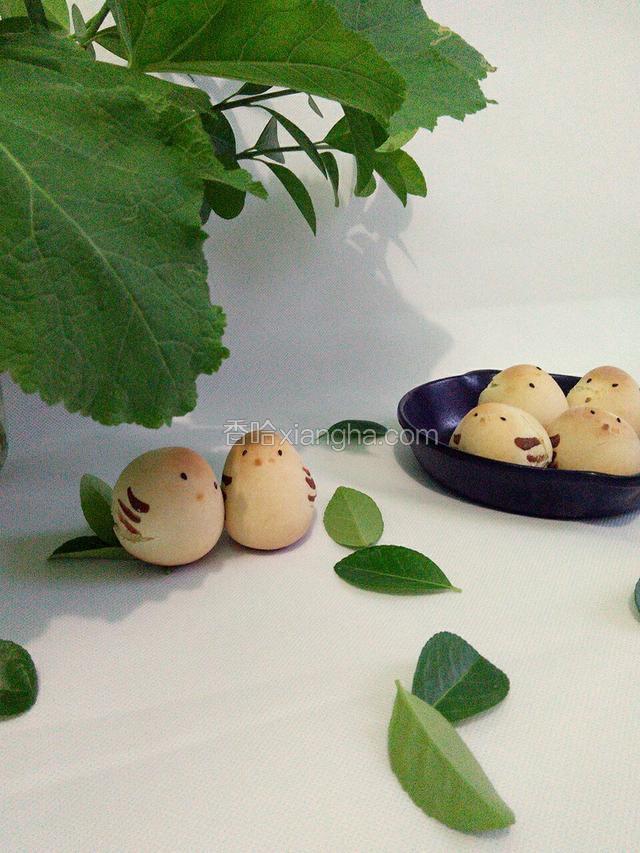 烤箱上下火170度，20分钟，小鸡头部微微上色即可。