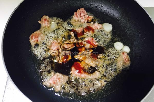 藕尖炒牛肉的做法图解4