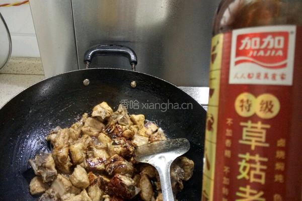 土豆烧排骨的做法图解6