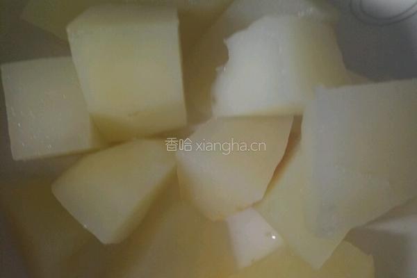 胡萝卜土豆泥的做法图解1