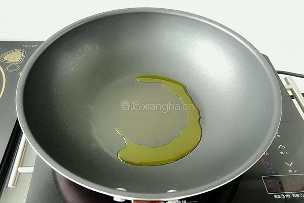 剁椒鱼头的做法图解3