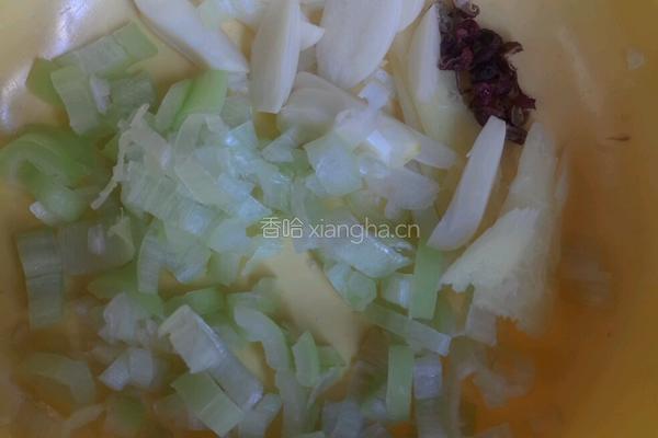 黄豆酱焖茄子的做法图解2