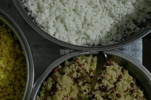 咸肉粽的做法图解2