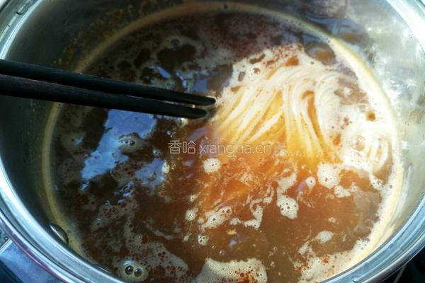 快手螺蛳粉的做法图解7