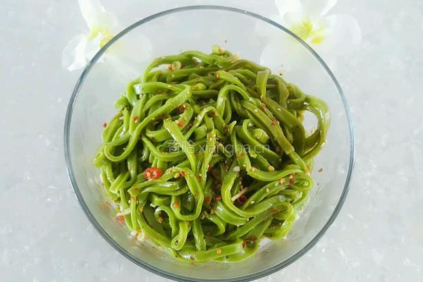 炝拌菠菜汁面的做法图解24