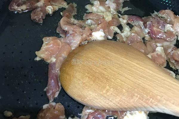 茭白炒肉的做法图解5
