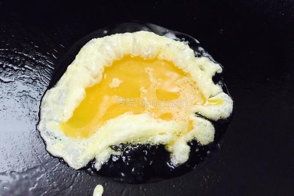 鹅蛋翡翠炒饭的做法图解8