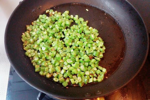 豆角炒鸡蛋的做法图解4