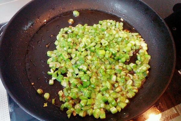 豆角炒鸡蛋的做法图解6