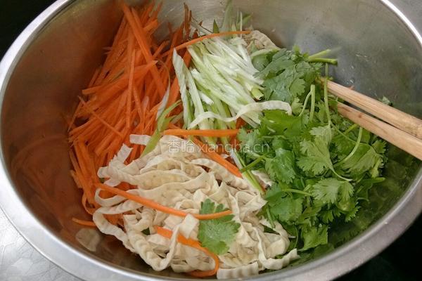 凉拌豆皮的做法图解5