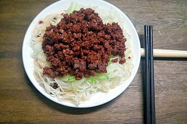 新式炸酱面的做法图解11