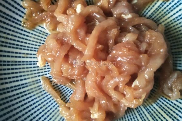 毛豆炒肉丝的做法图解4